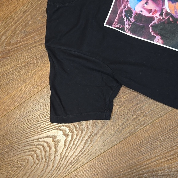 FUKU girl with pearl earrings graphic tshirt. #6395 - Picture 3 of 4